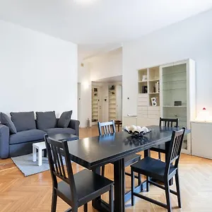 Pacini - Affitti Brevi Italia , Milano Italia